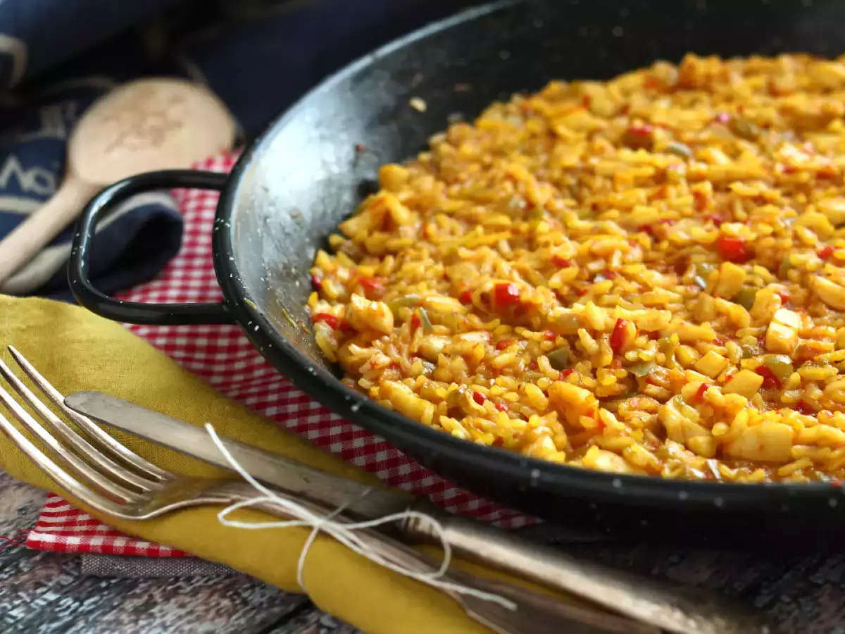 Kalamarlı kolay pilav