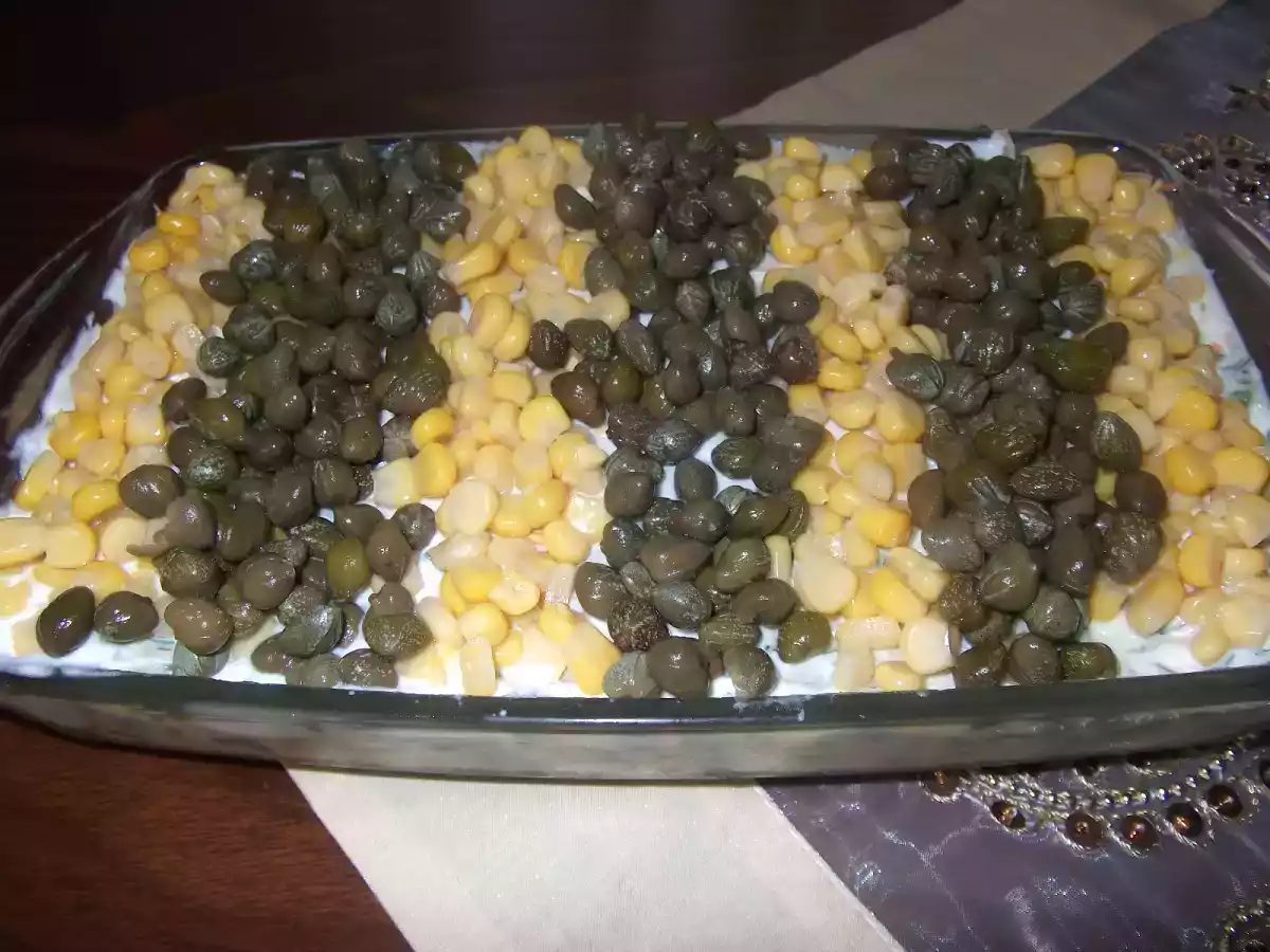 Kapari -li patetes salatası