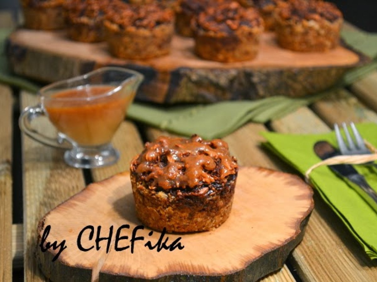 Karamel Soslu Yulaflı Browni Tart