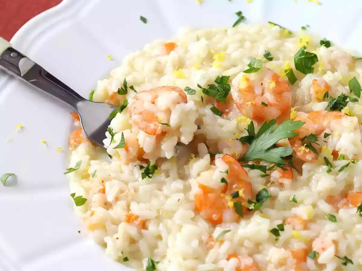 Karides ve limonlu risotto, zarif ve kolay bir ilk yemek - fotoğraf 2