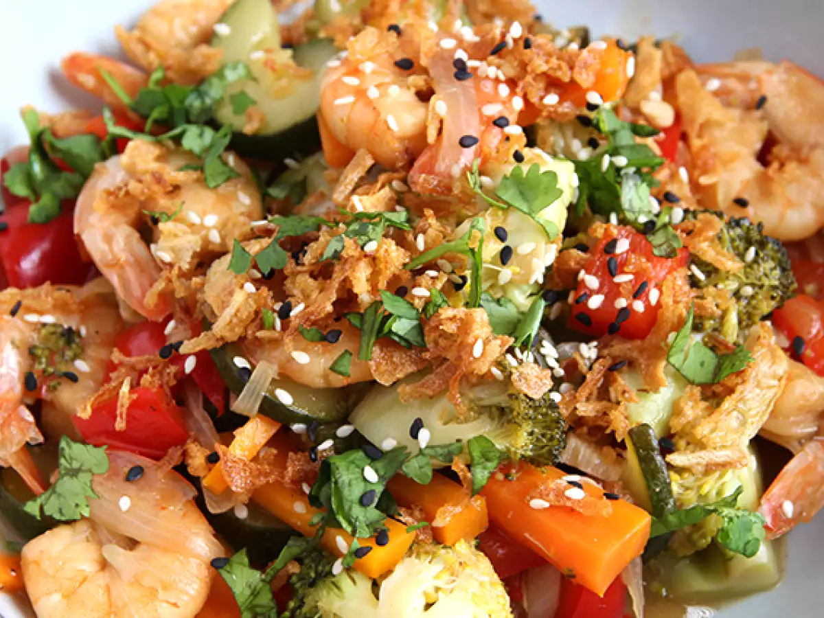 Karidesli sebzeli wok - fotoğraf 5