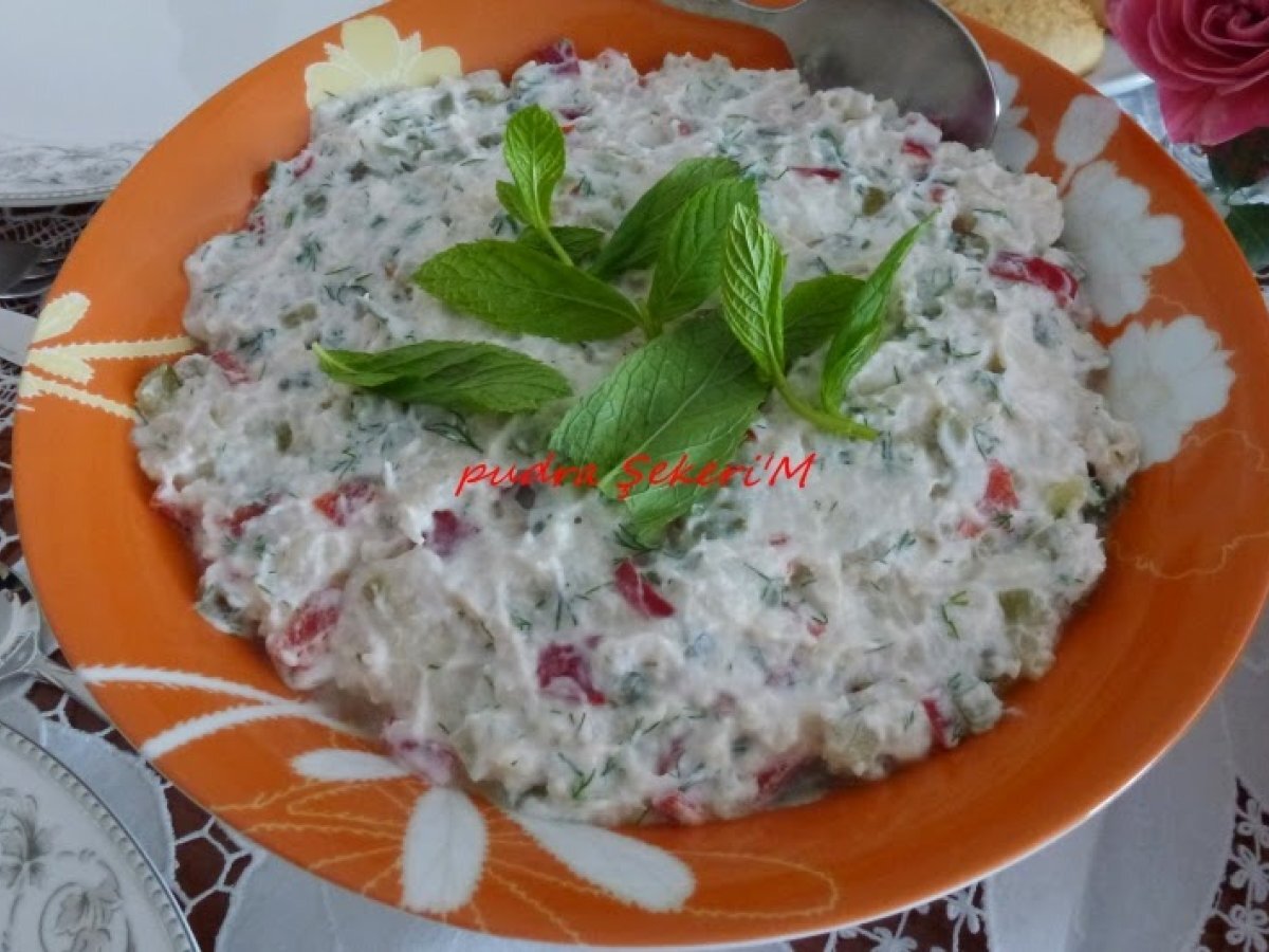 Karnıbahar salatası
