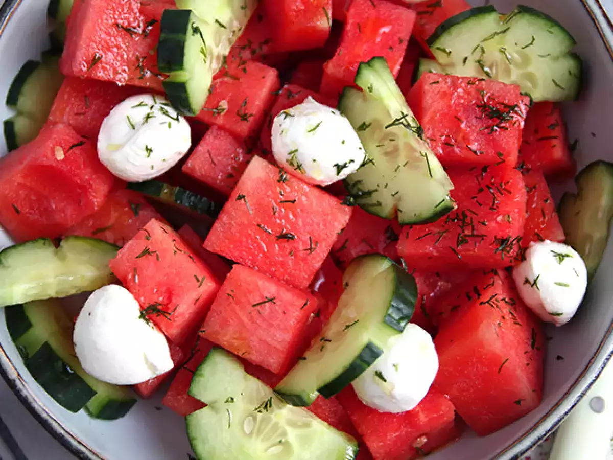 Karpuz ve salatalık salatası - fotoğraf 4