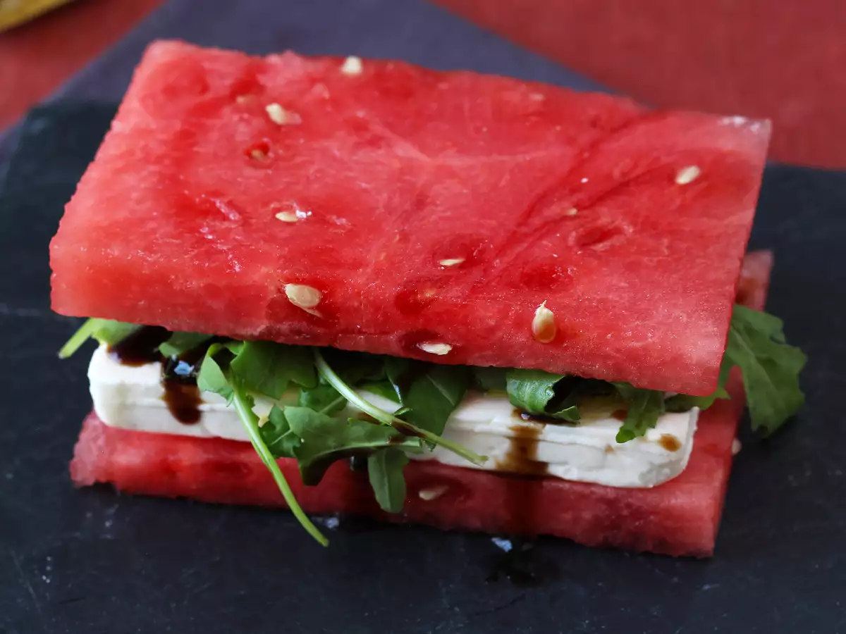 Karpuzlu, feta peynirli ve rokalı sandviç: yazın viral olan ferah tarif! - fotoğraf 3