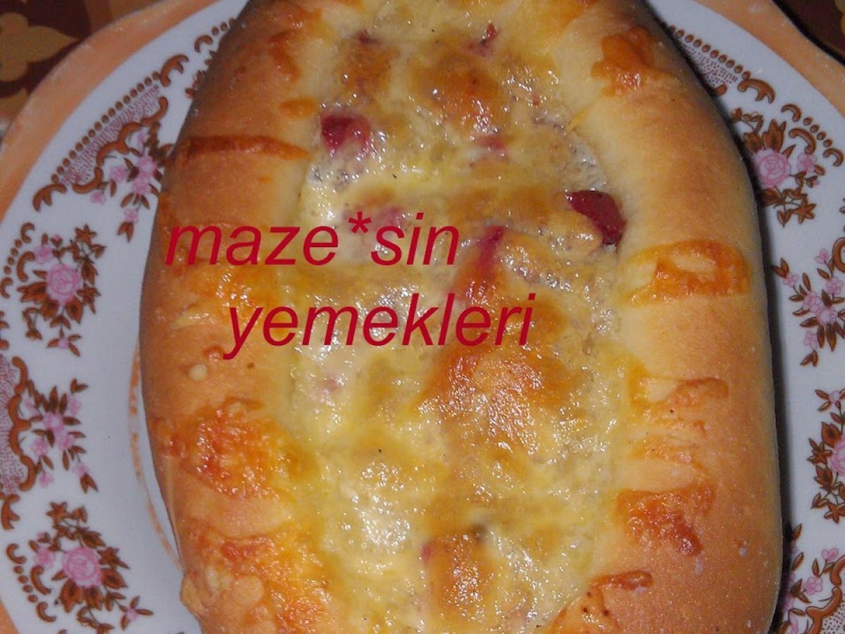 KAŞARLI PİDE-HAMURU YUMUŞACIK