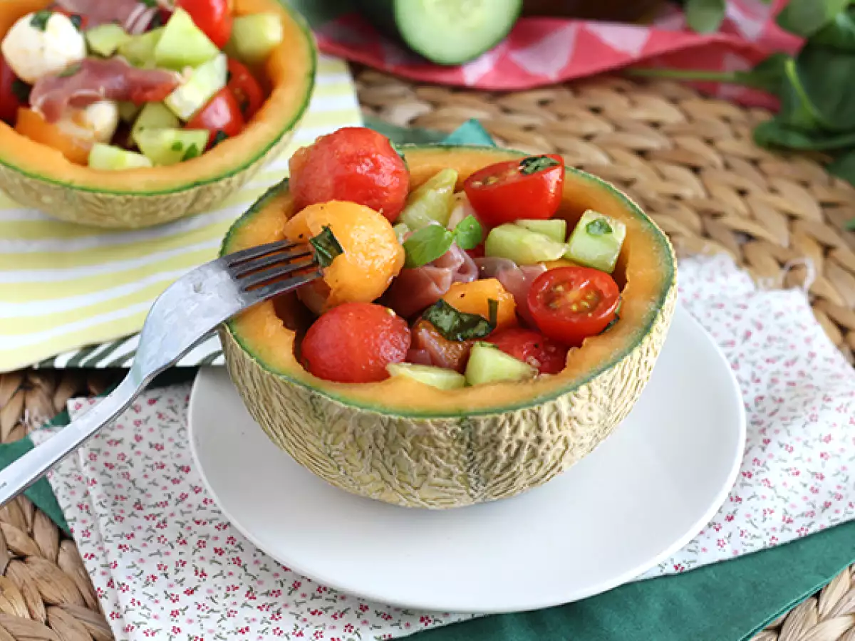 Kavun Kabuğunda Kavun Salatası - fotoğraf 3
