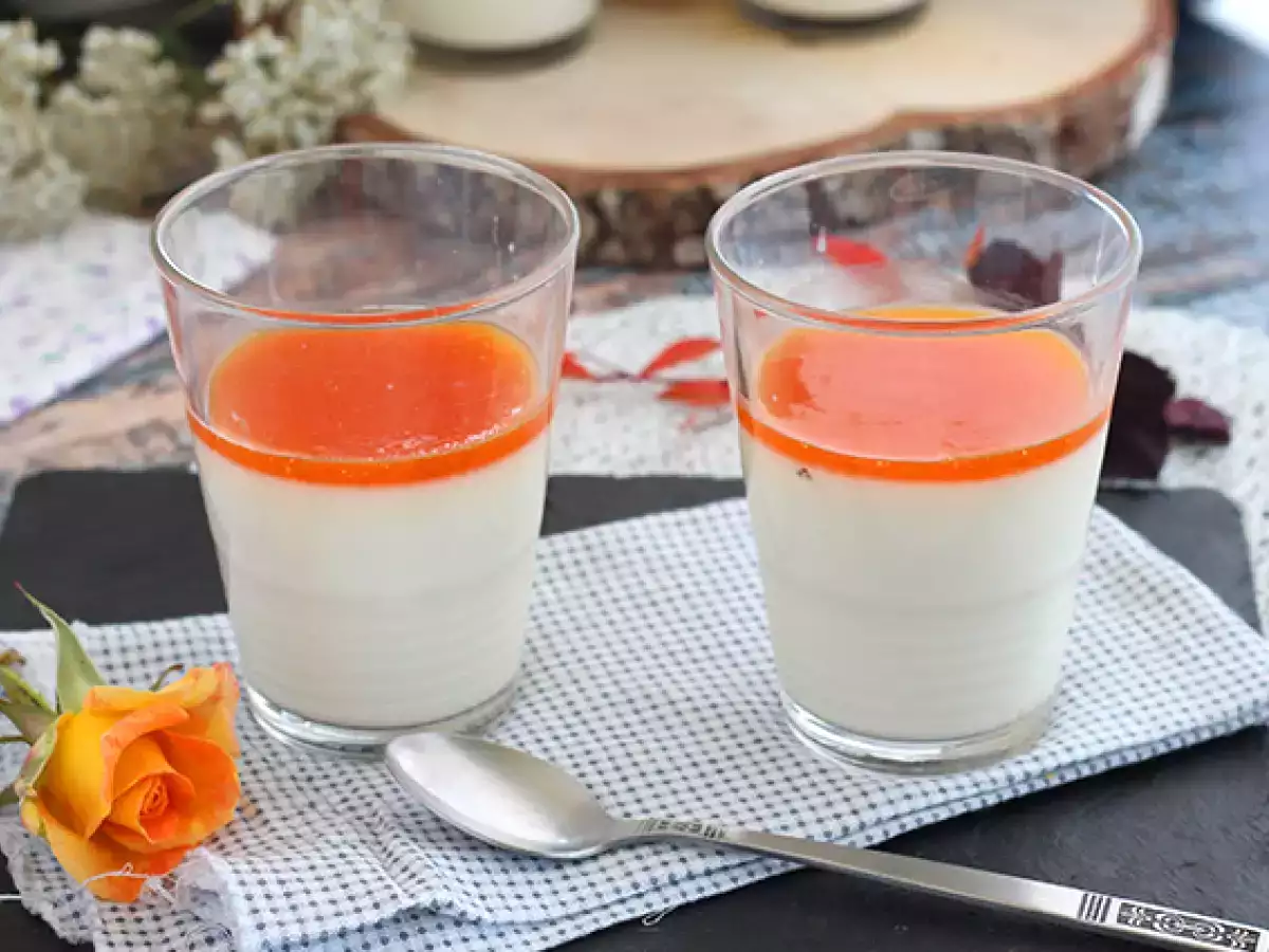 Kayısı coulisli vanilyalı panna cotta - fotoğraf 5