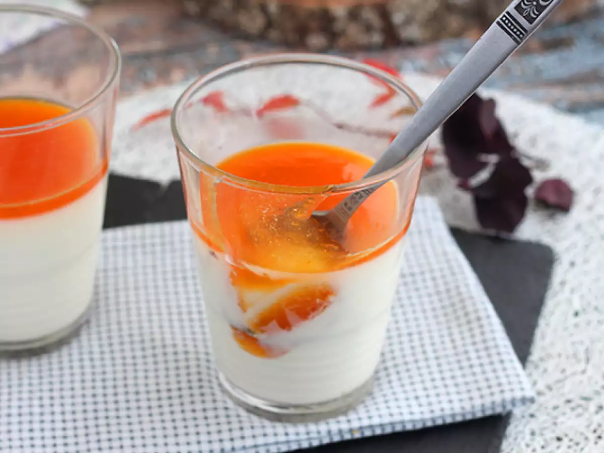 Kayısı coulisli vanilyalı panna cotta - fotoğraf 6