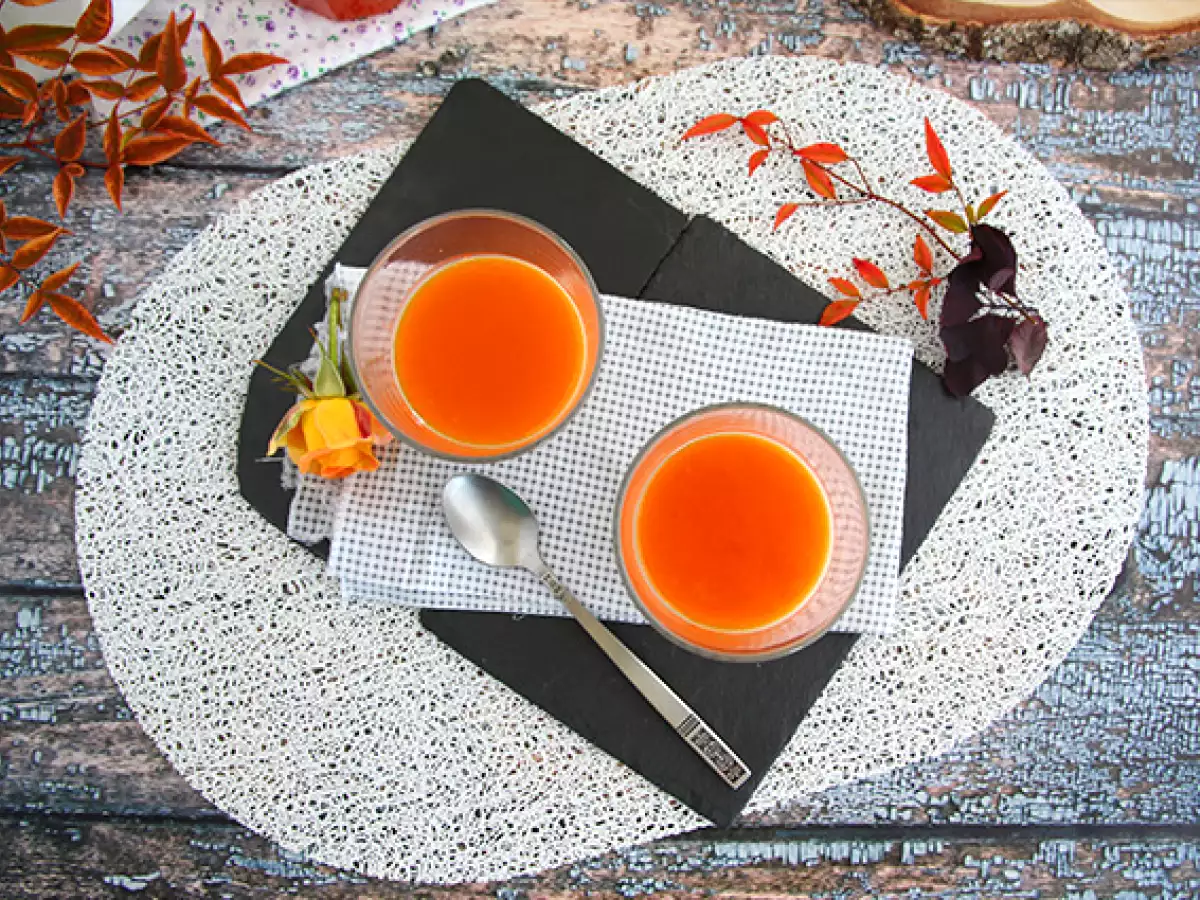 Kayısı soslu vanilyalı panna cotta - fotoğraf 2