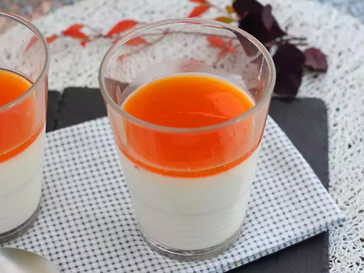 Kayısı soslu vanilyalı panna cotta - fotoğraf 3