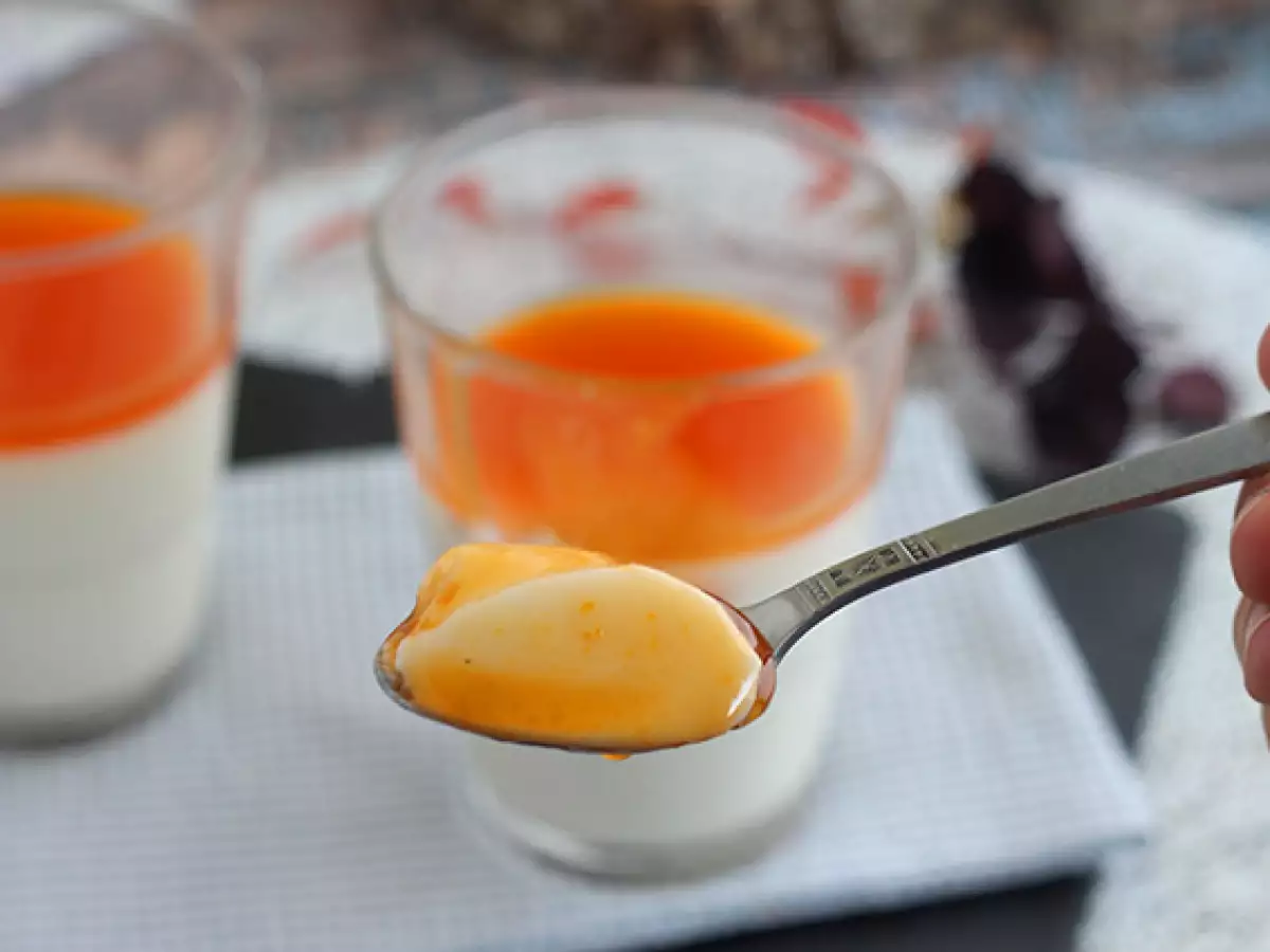 Kayısı soslu vanilyalı panna cotta - fotoğraf 4