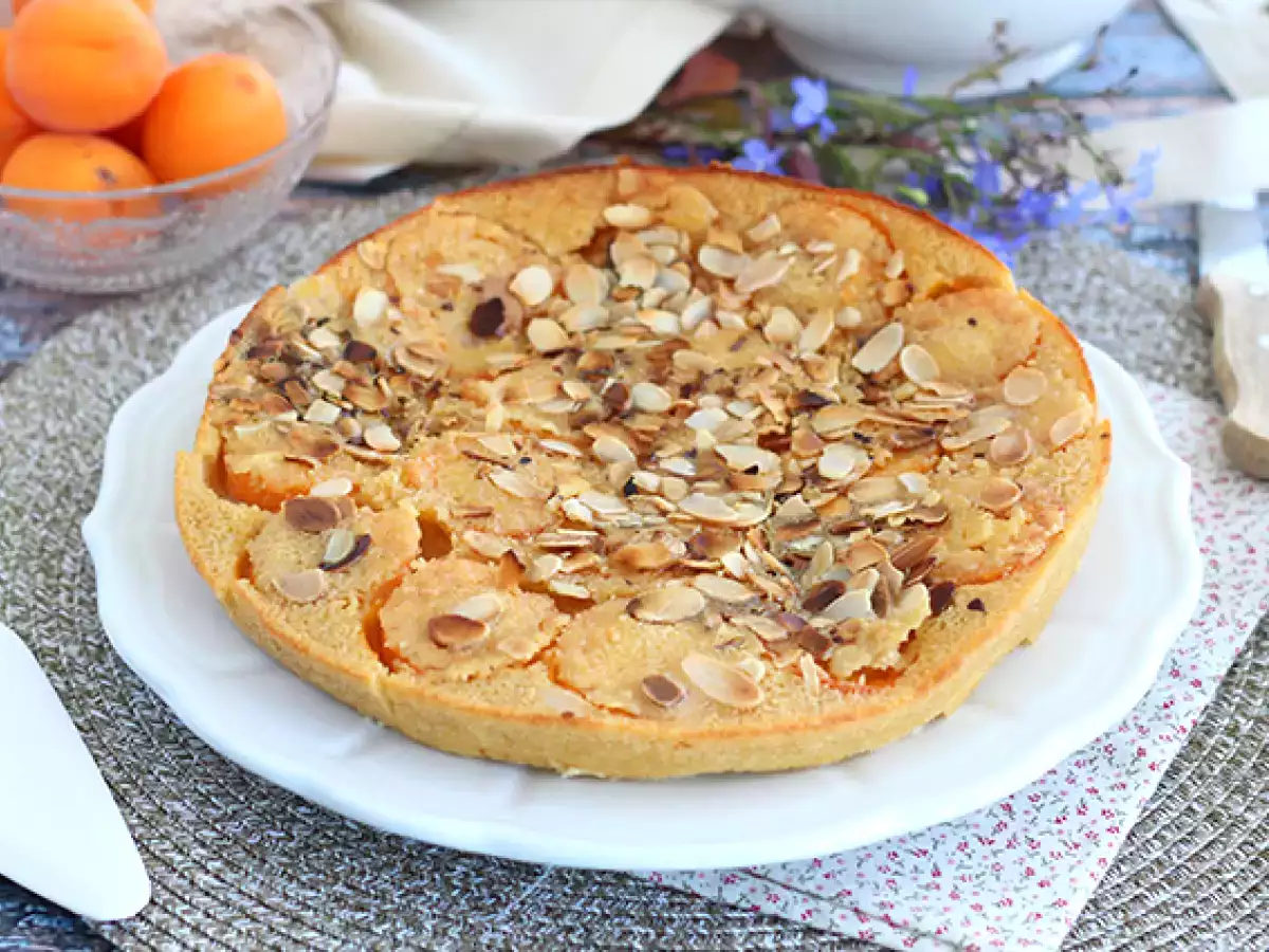 Kayısılı clafoutis