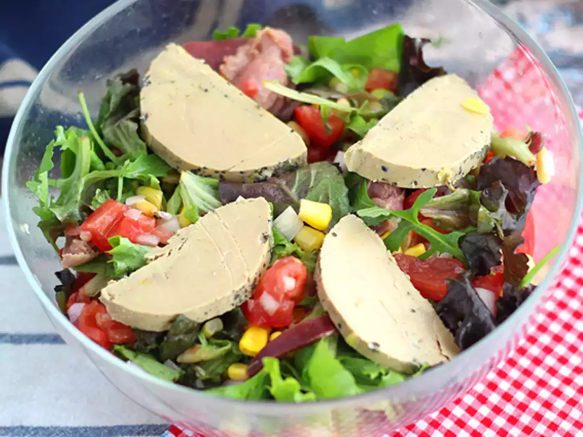Kaz ciğerli Landaise salatası (Perigord salatası) - fotoğraf 3