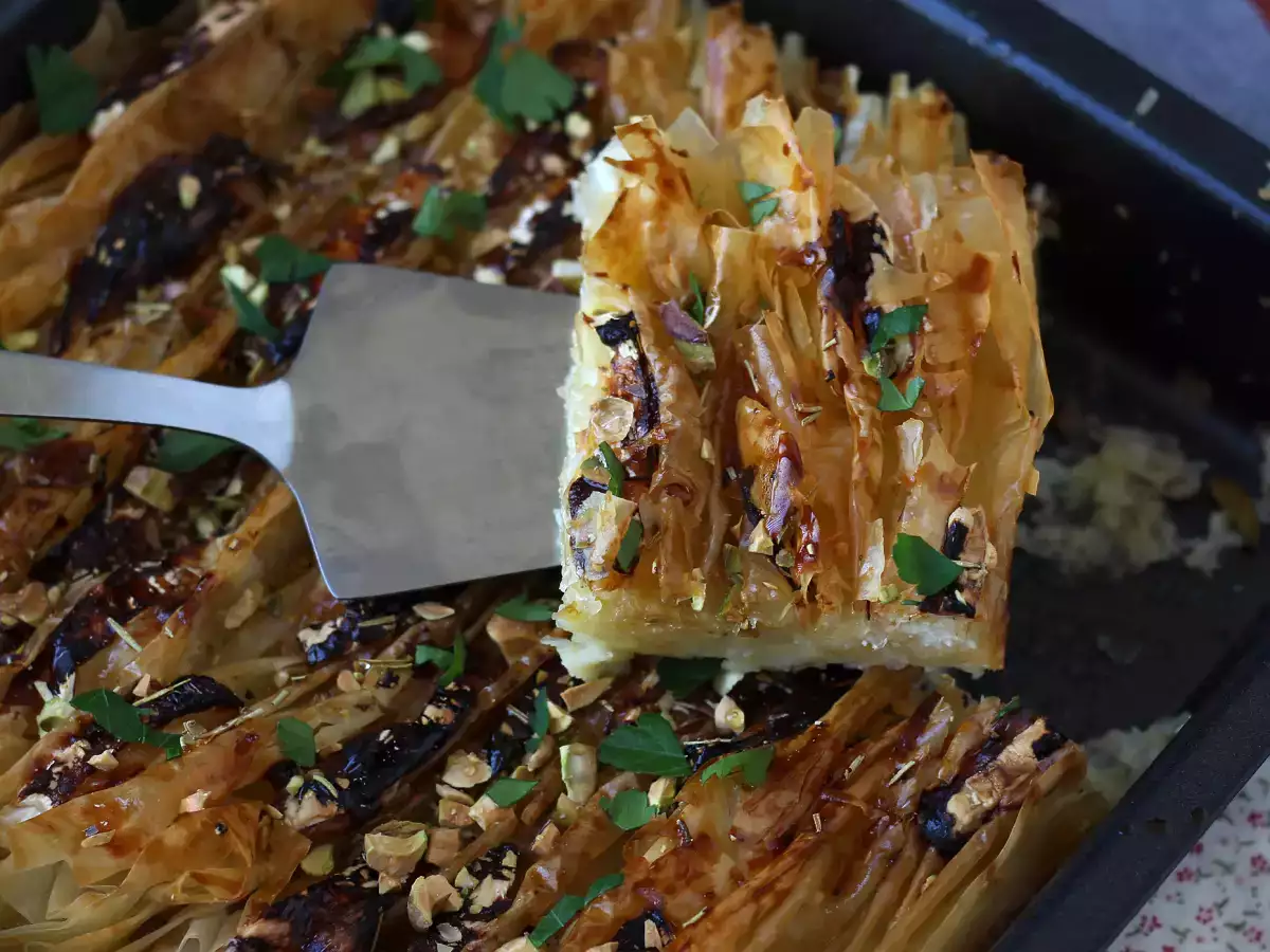 Keçi peynirli ve ballı tuzlu kırışık kek - fotoğraf 4