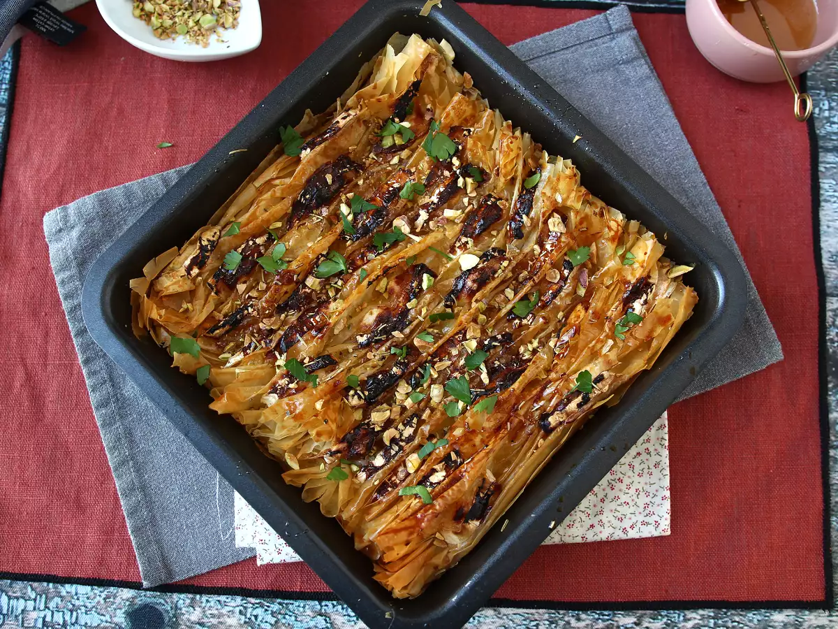 Keçi peynirli ve ballı tuzlu kırışık kek - fotoğraf 6