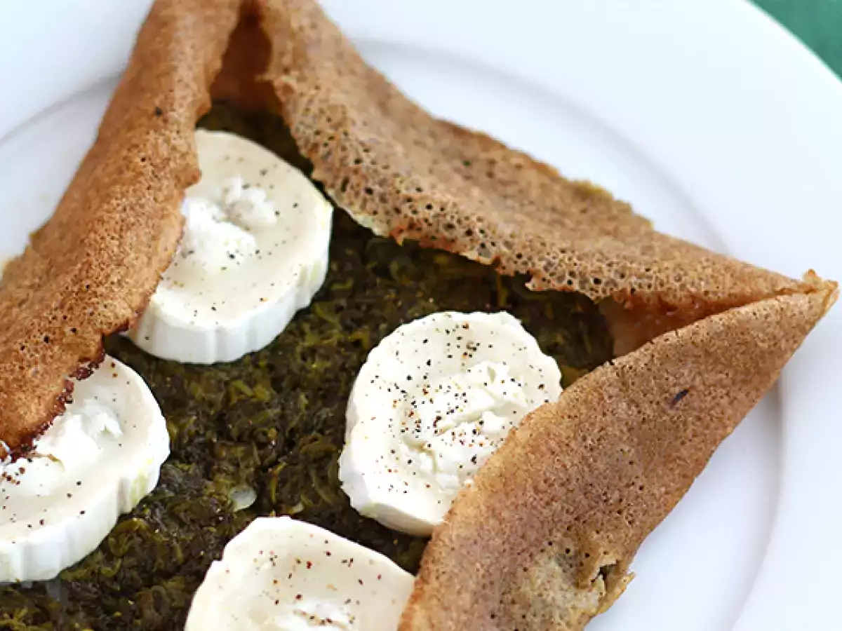 Keçi peynirli ve ıspanaklı galette - fotoğraf 2