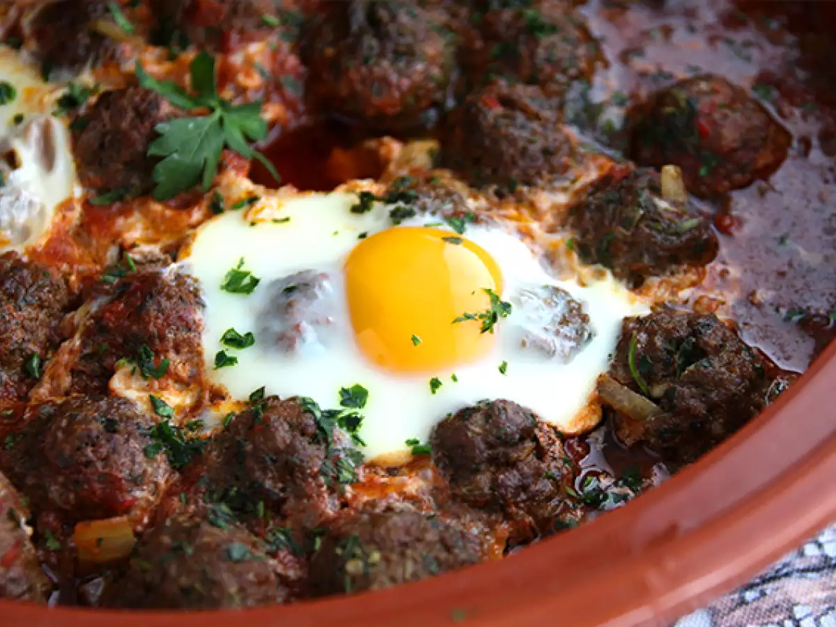 Kefta Tajine (baharatlı ve otlu kıyma köfte) - fotoğraf 3