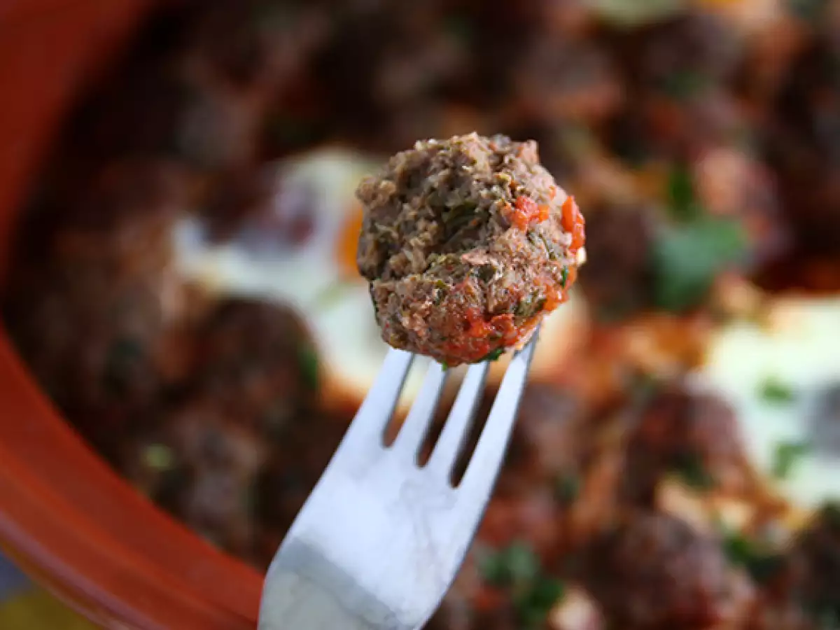 Kefta tajini (baharatlı ve taze otlu kıyma köfteleri) - fotoğraf 4