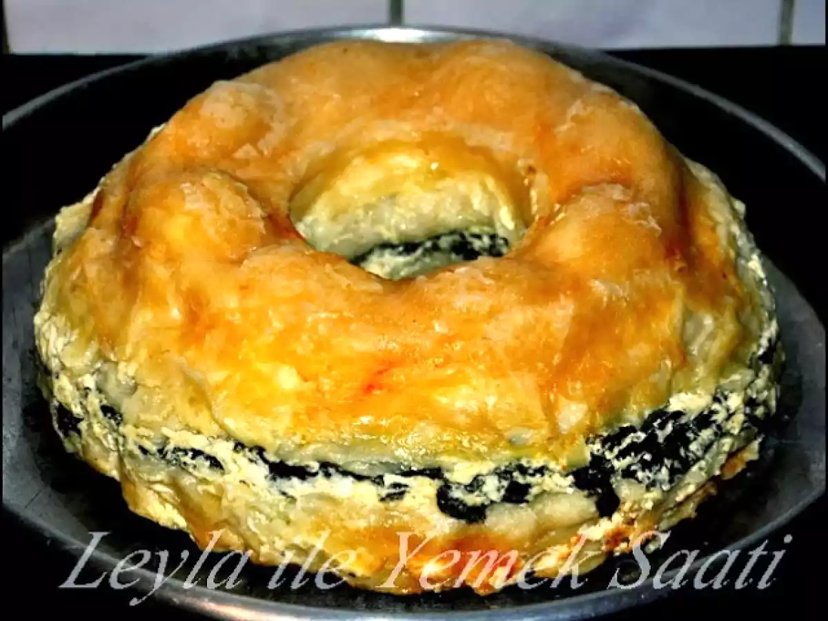 Kek Kalibinda Ispanakli Börek