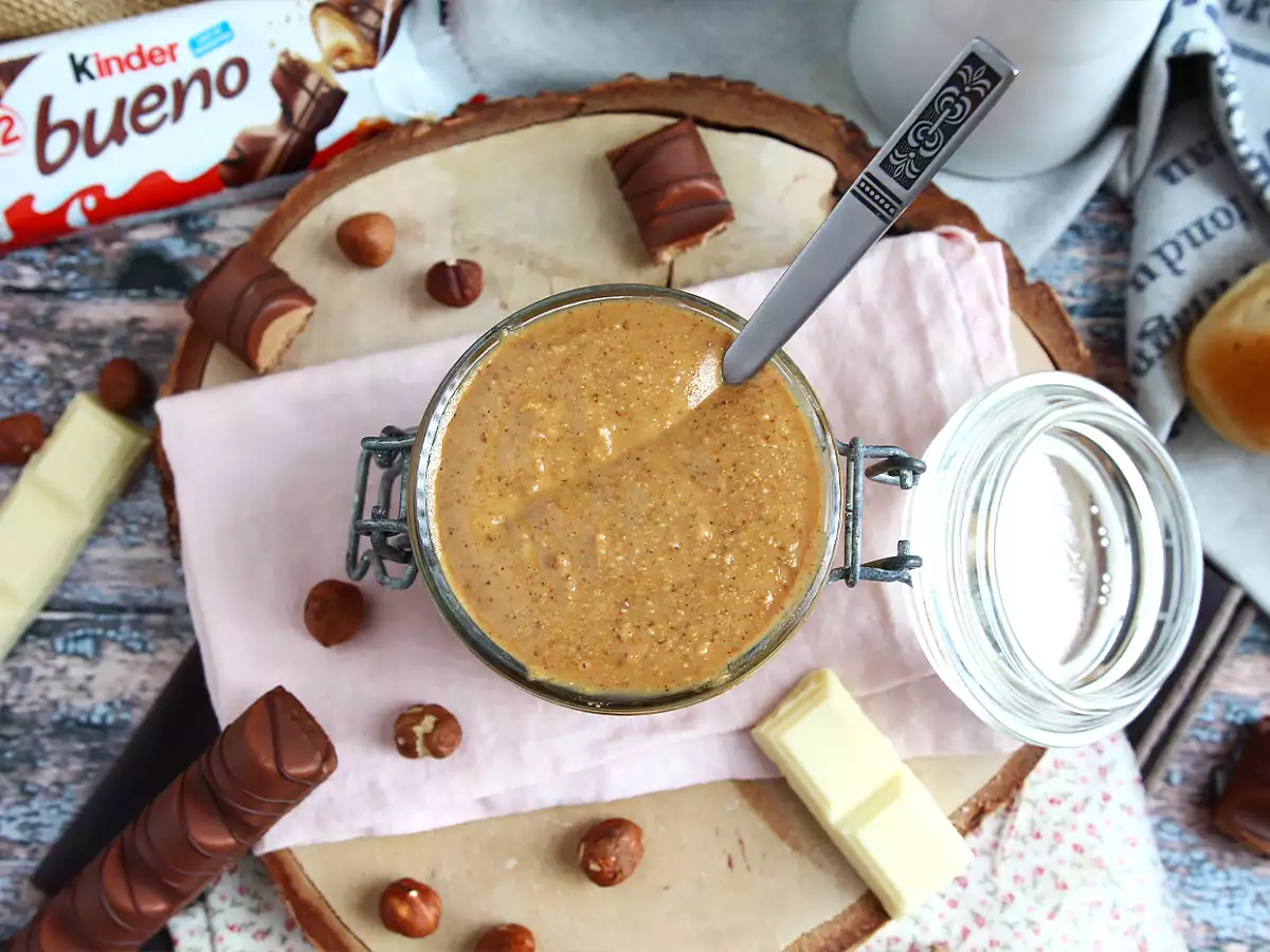Kinder Bueno aromalı sürülebilir krema – sadece 2 malzemeyle - fotoğraf 3