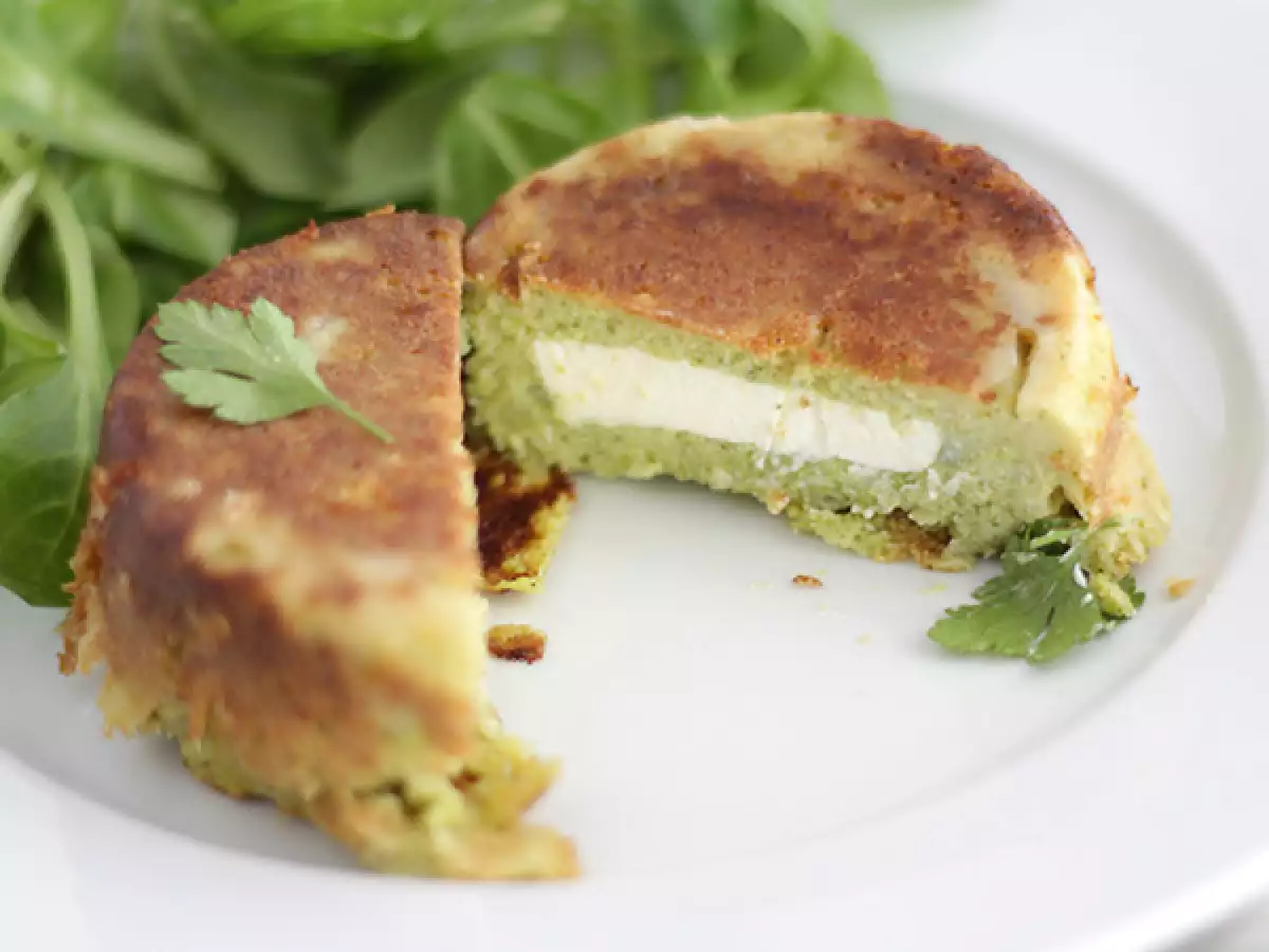 Kiri Peynir Dolgulu Kabaklı Mini Kek