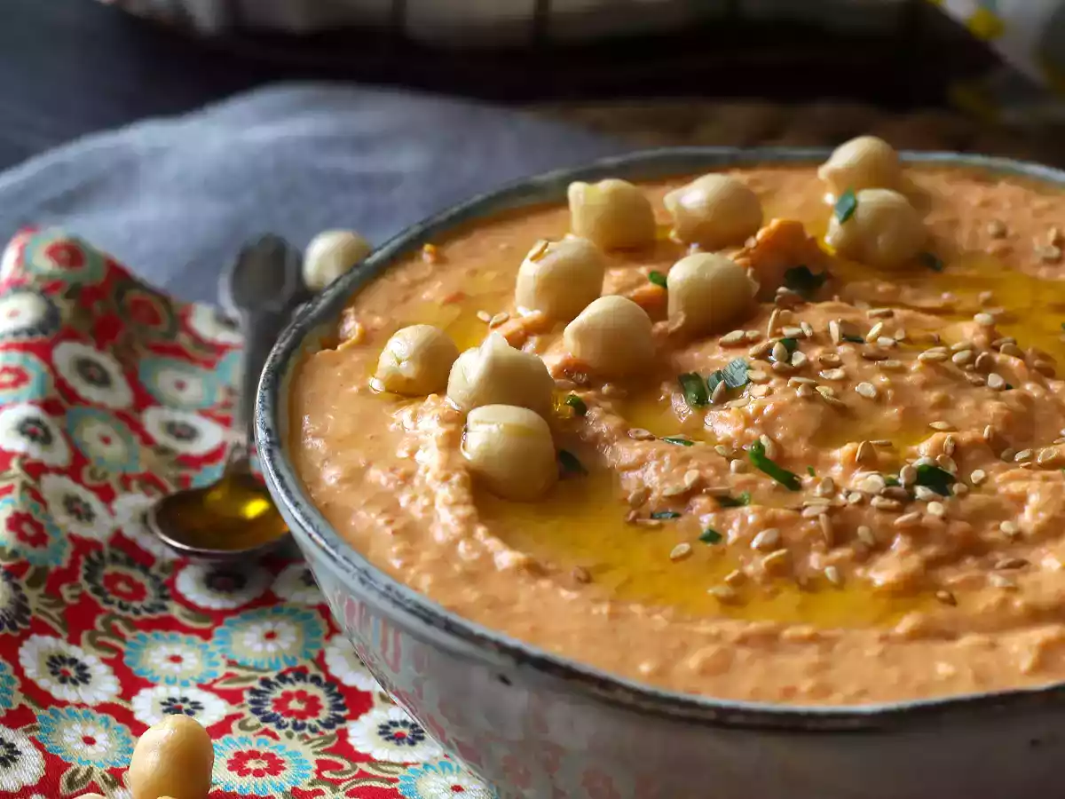 Kırmızı biberli humus - fotoğraf 3