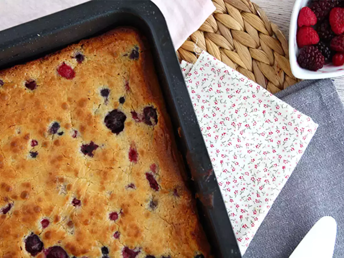 Kırmızı Meyveli Beyaz Çikolatalı Blondie (Brownie) - fotoğraf 4