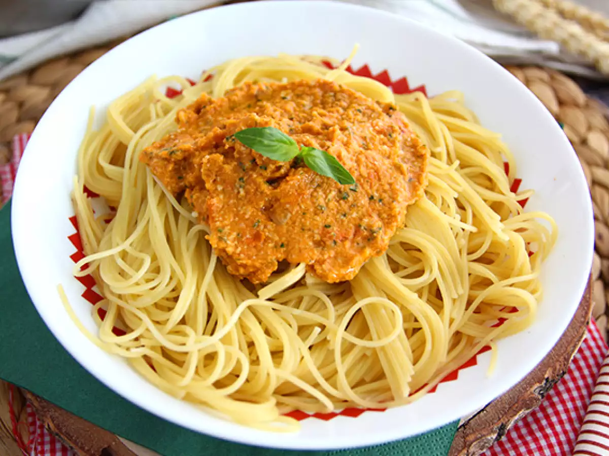 Kırmızı Pesto Sosu - fotoğraf 4