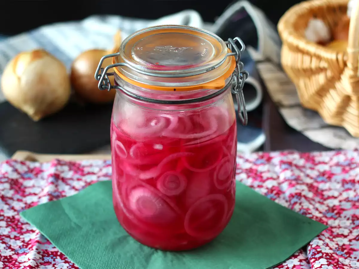 Kırmızı soğan turşusu, yemeklerinizi zenginleştirmek için mükemmel! - fotoğraf 5