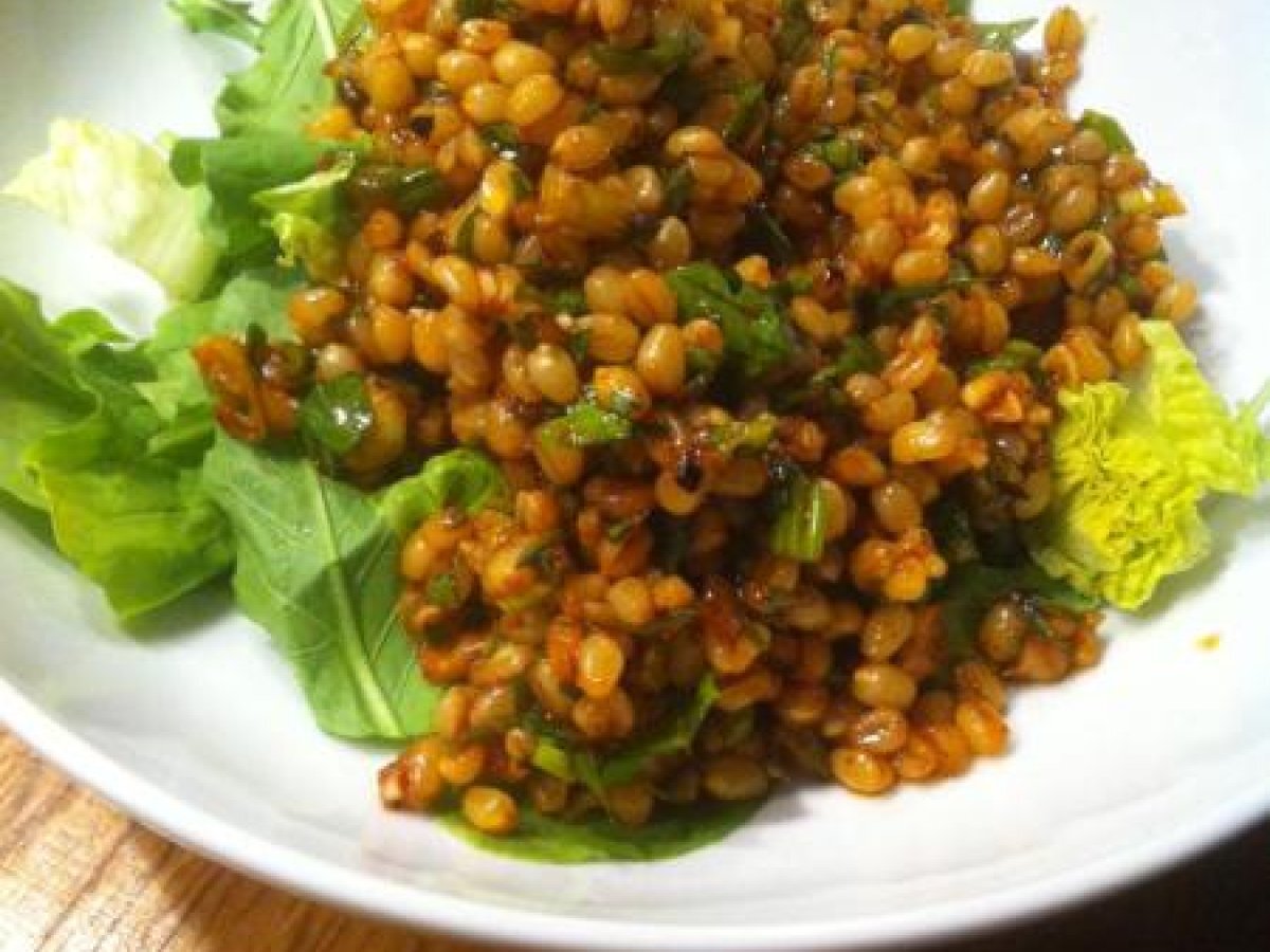 Kısırımsı bir buğday salatası