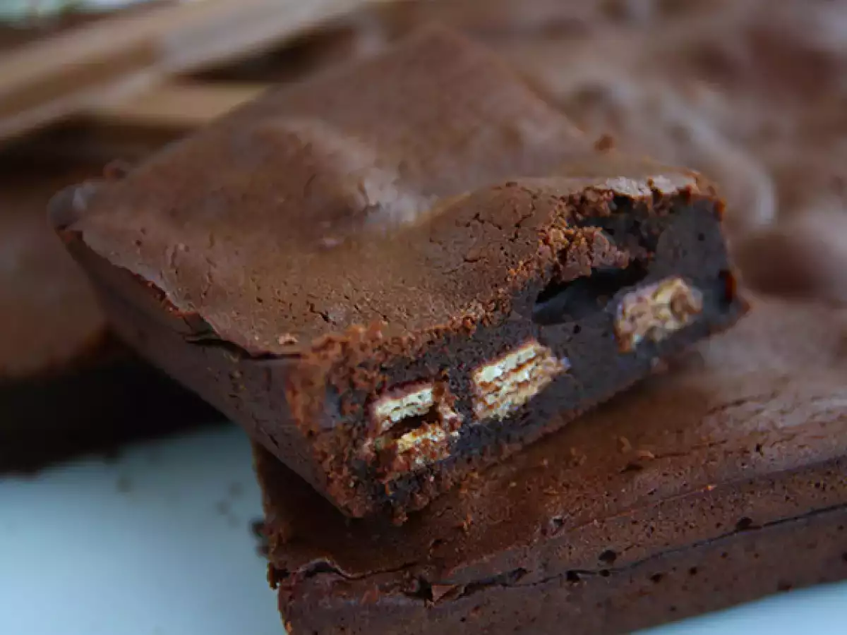 Kit Kat'lı Brownie Tarifi - fotoğraf 4