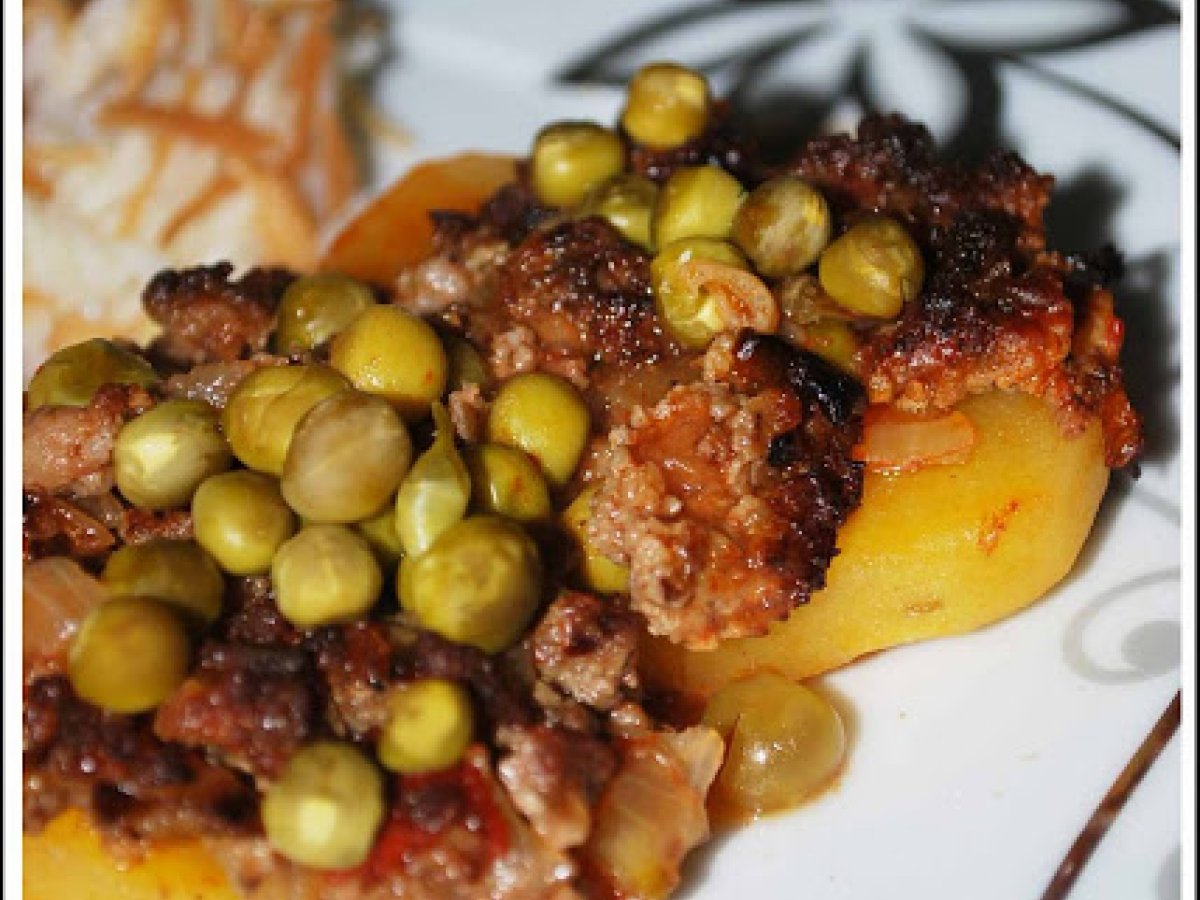 Kıymalı Bezelyeli Patates