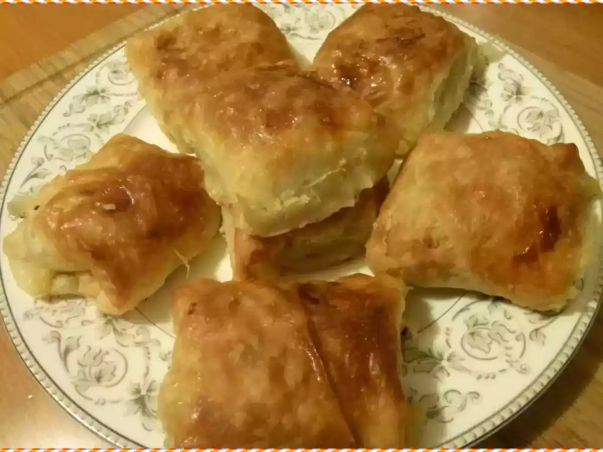 Kıymalı Bohça Börek