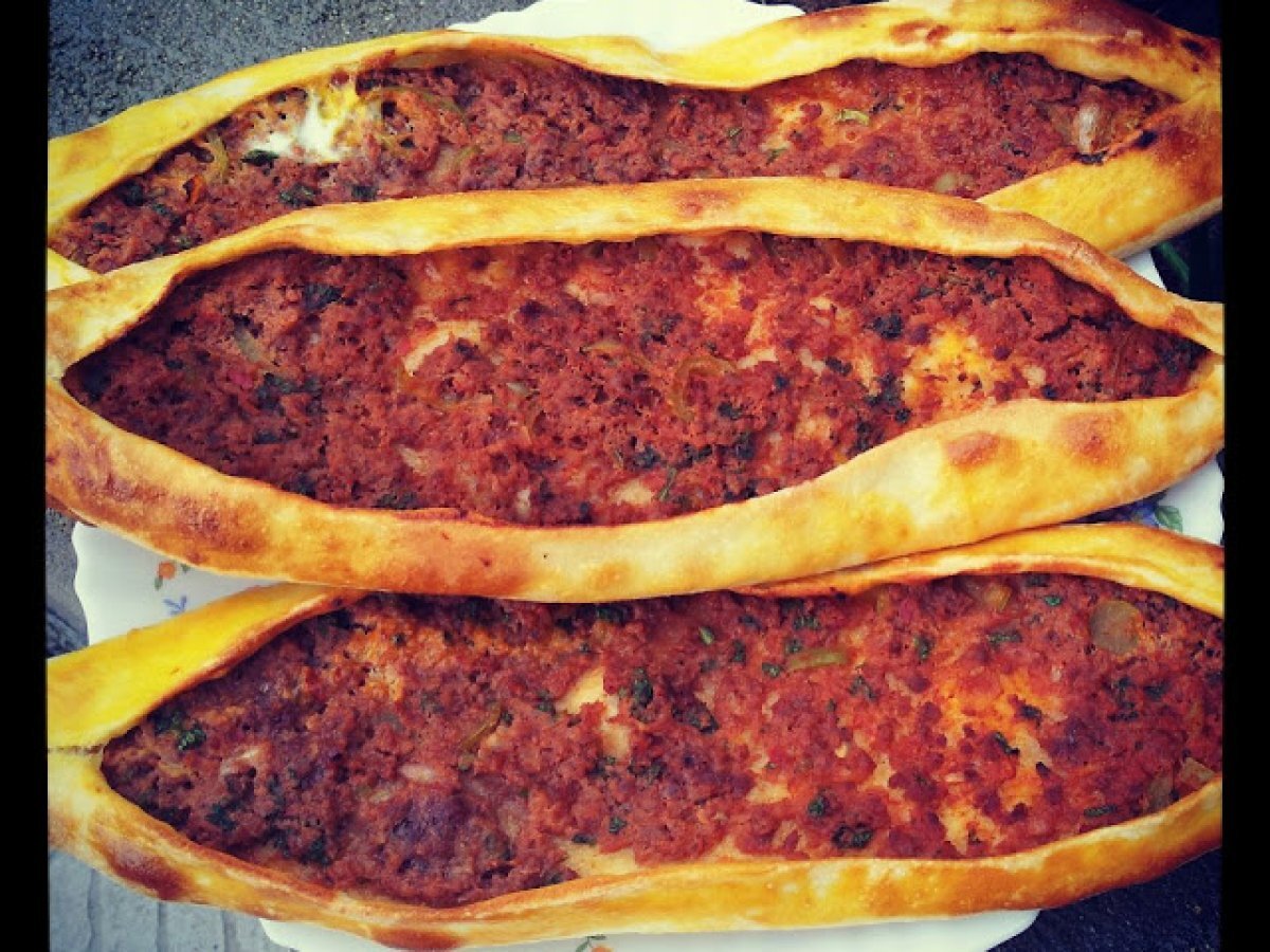 Kiymali Pide