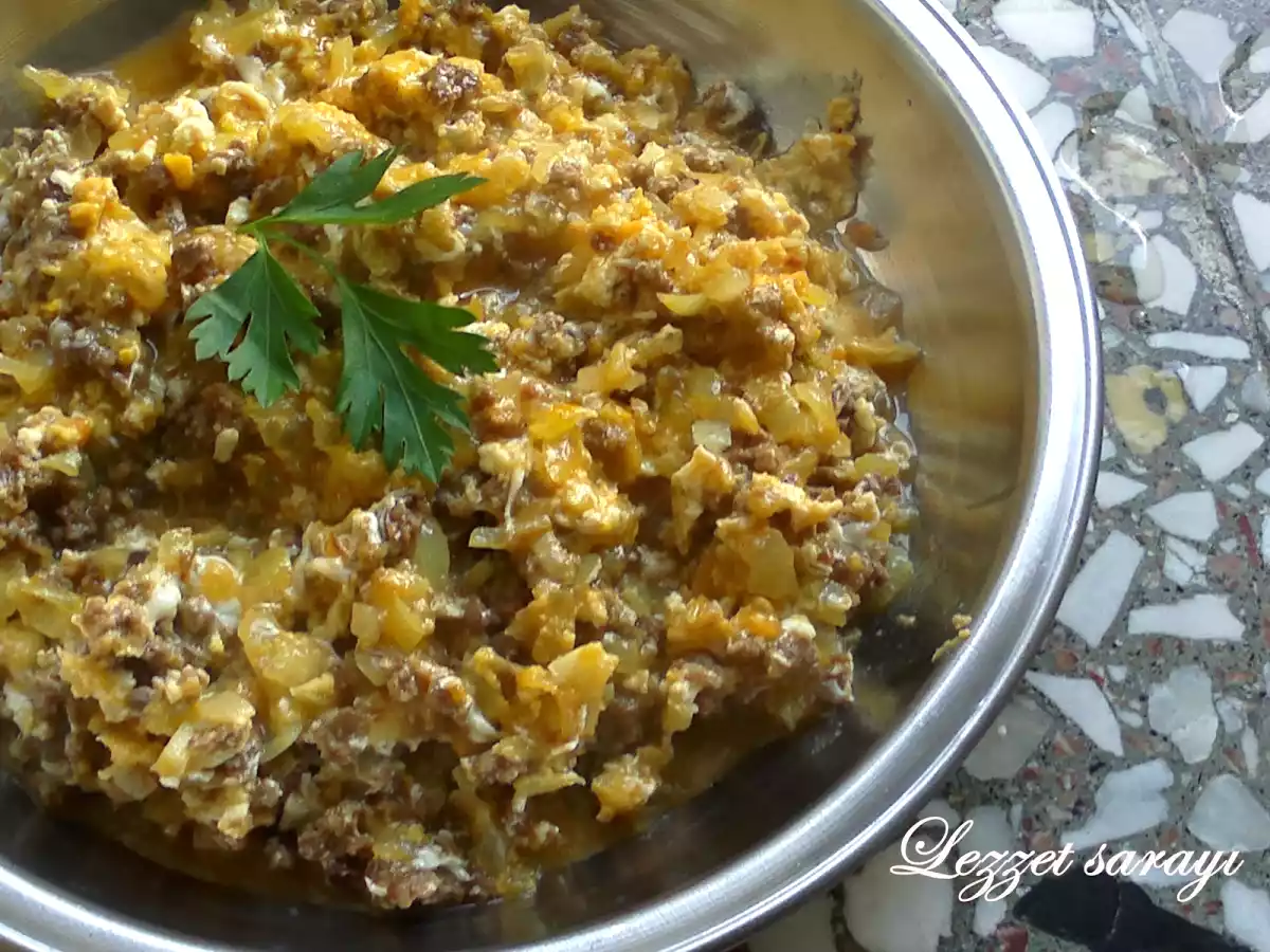 Kıymalı Yumurta