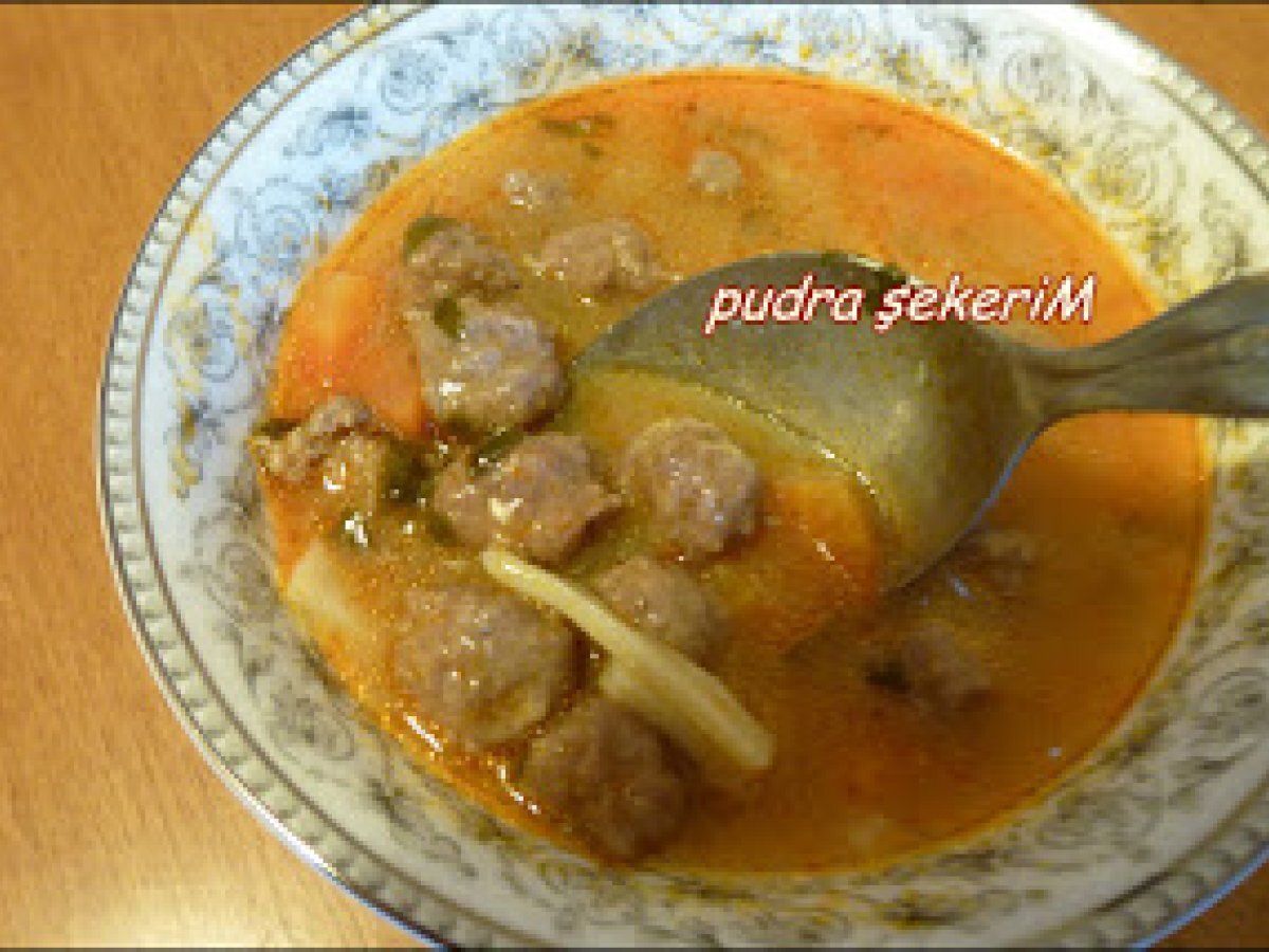 Köfteli Çorba