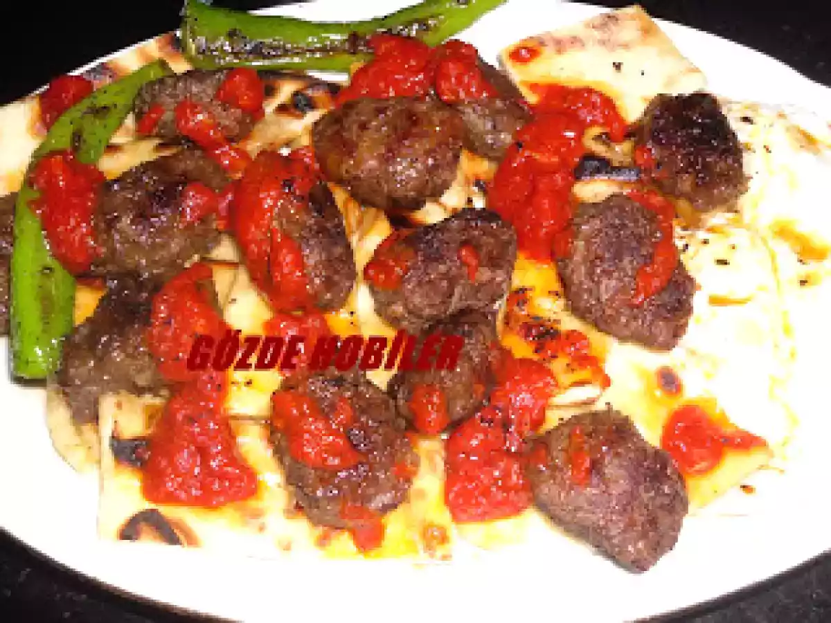 KÖFTELİ İSKENDER