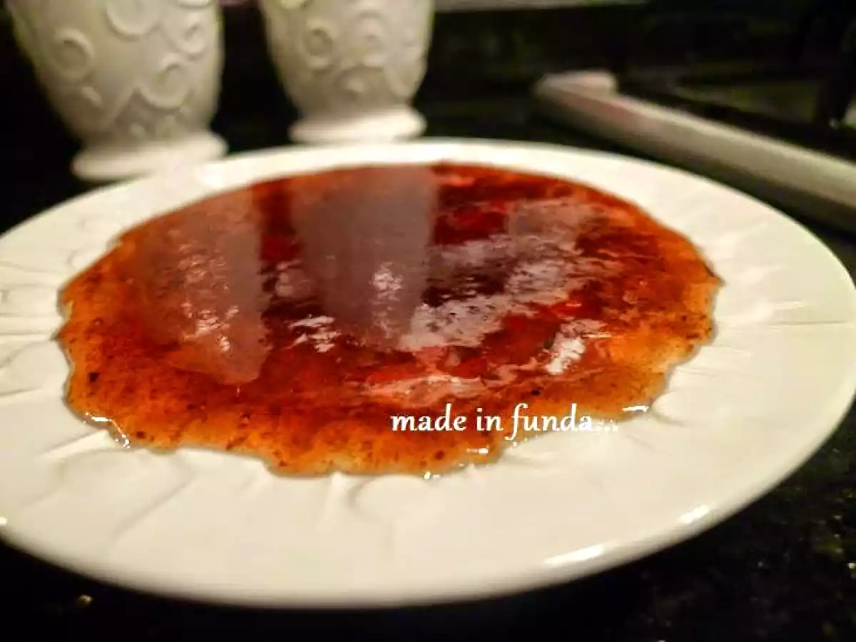 KOKULU ÜZÜM MARMELADI