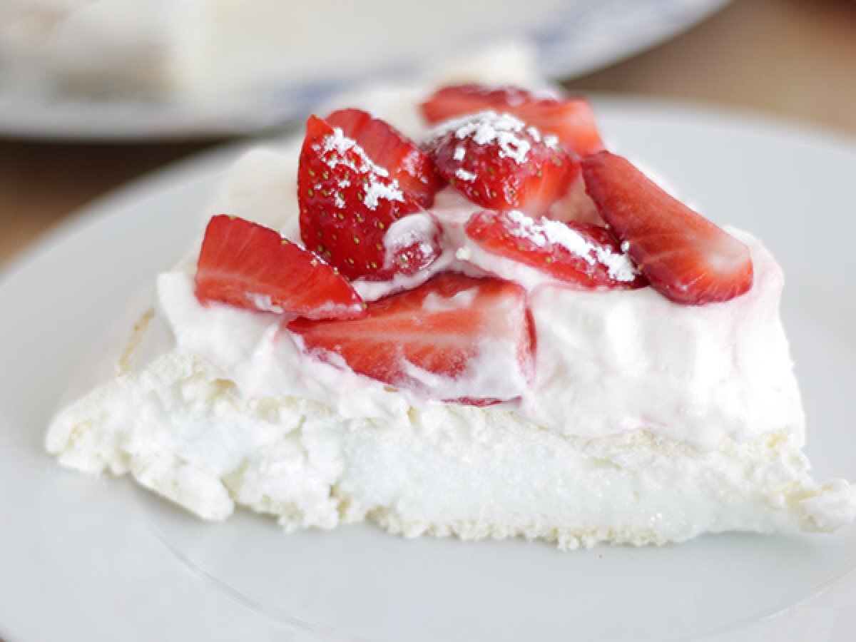 Kolay çilekli pavlova - fotoğraf 3
