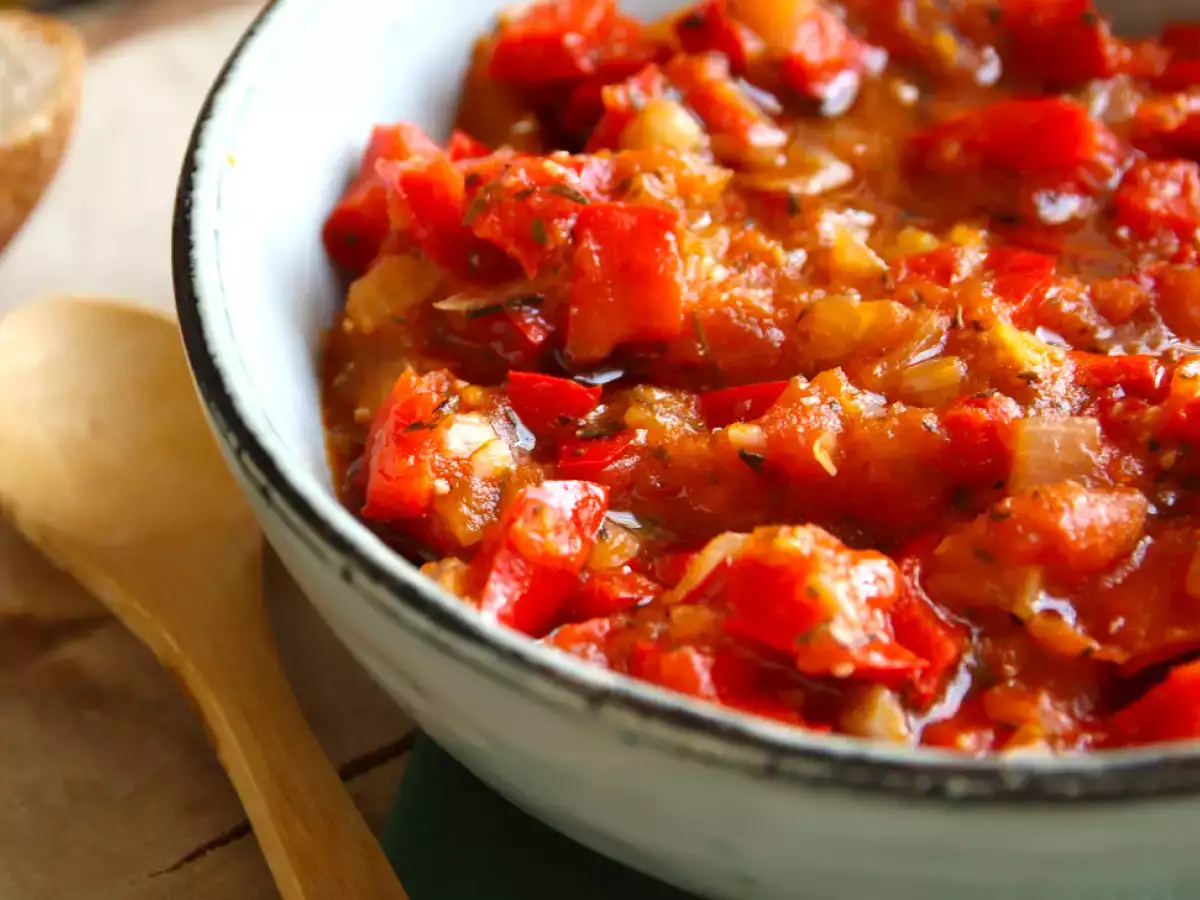 Kolay domates salatası - fotoğraf 3