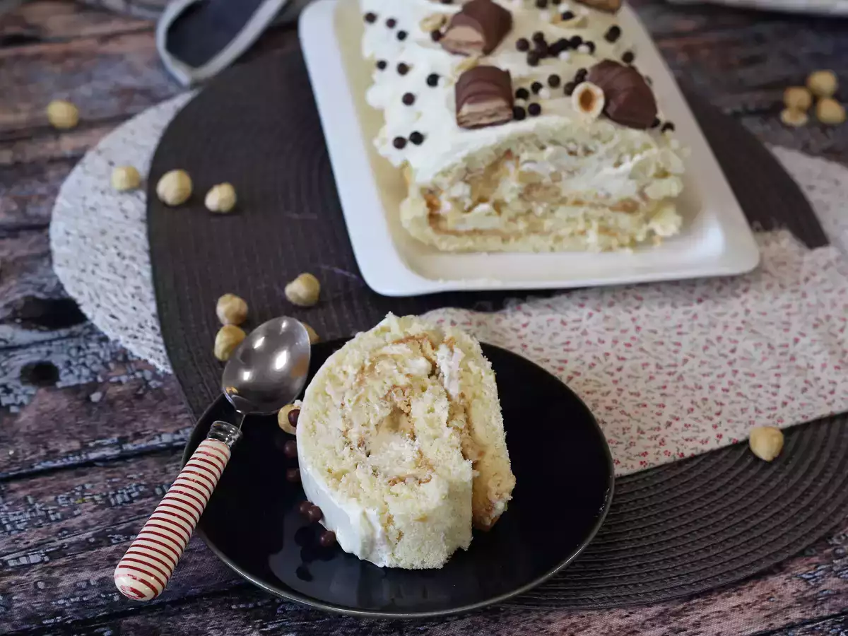 Kolay Kinder Bueno aromalı rulo pasta: Doğum günü pastası veya Noel kütüğü için mükemmel! - fotoğraf 5