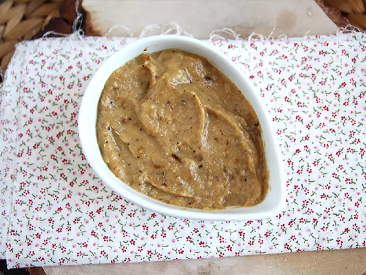 Kolay patlıcan havyarı