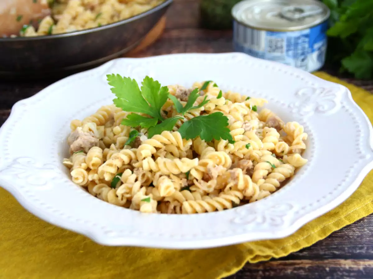 Kolay ton balıklı makarna - fotoğraf 5