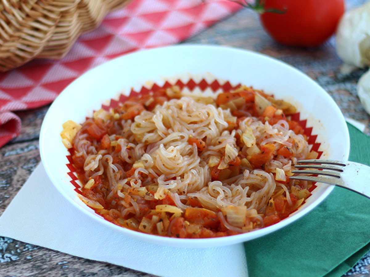 Konjac spagetti Provençal stili - fotoğraf 3