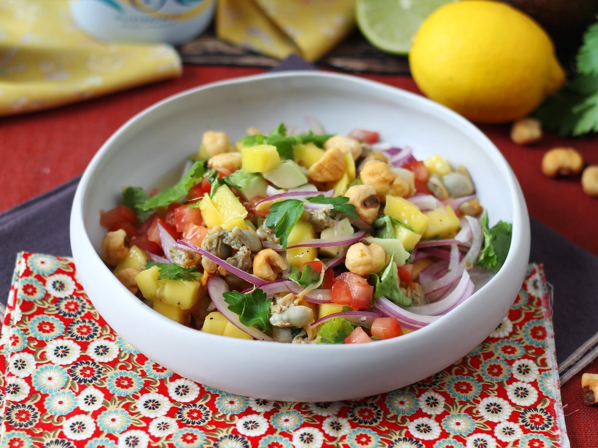 Konserve midyeli ceviche