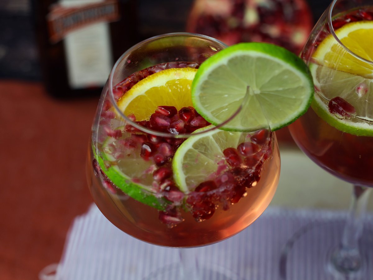 Köpüklü şarap sangria: tatillerin canlandırıcı yıldızı - fotoğraf 4