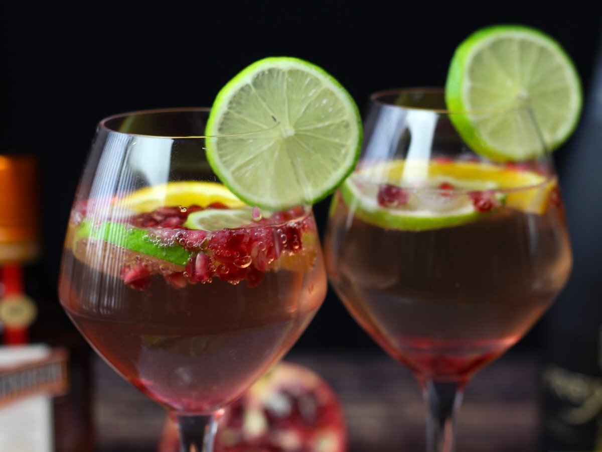 Köpüklü şarap sangria: tatillerin canlandırıcı yıldızı - fotoğraf 5