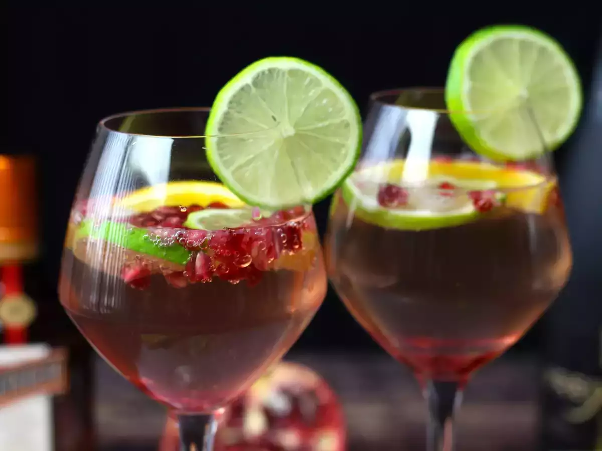 Köpüklü şarap sangria: tatillerin canlandırıcı yıldızı - fotoğraf 5