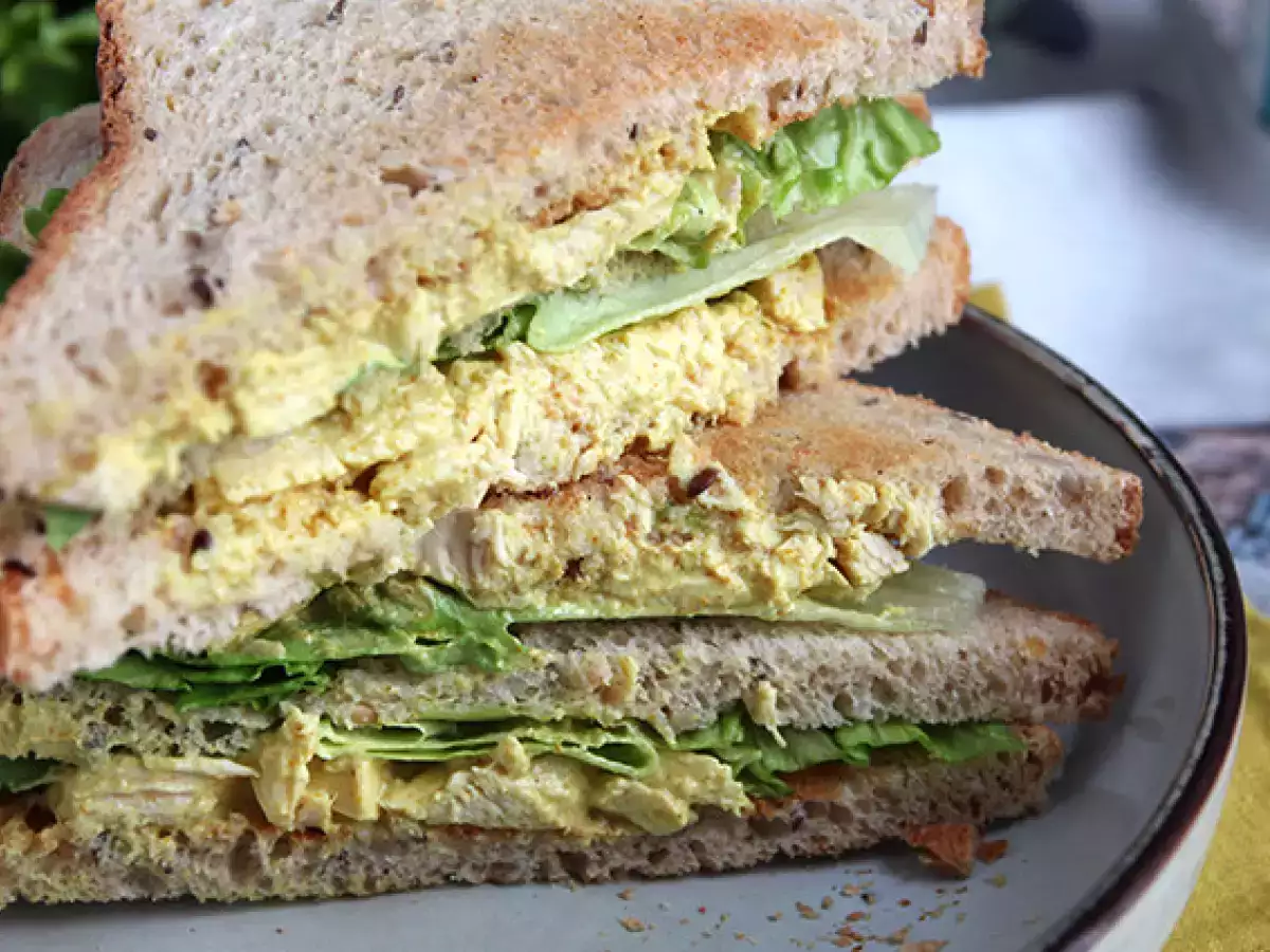 Körili Tavuklu Sandviç - fotoğraf 4