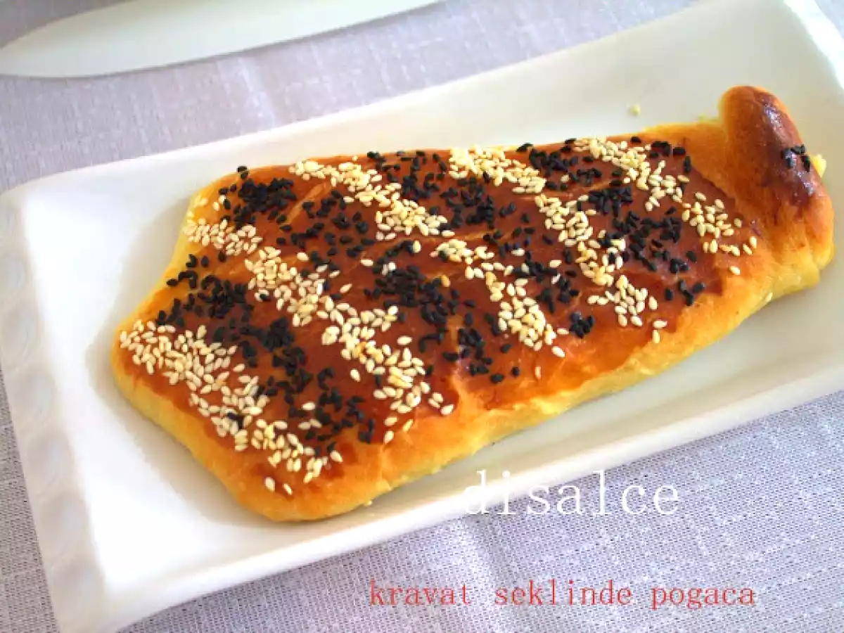 KRAVAT ŞEKLİNDE PEYNİRLİ POĞAÇAK